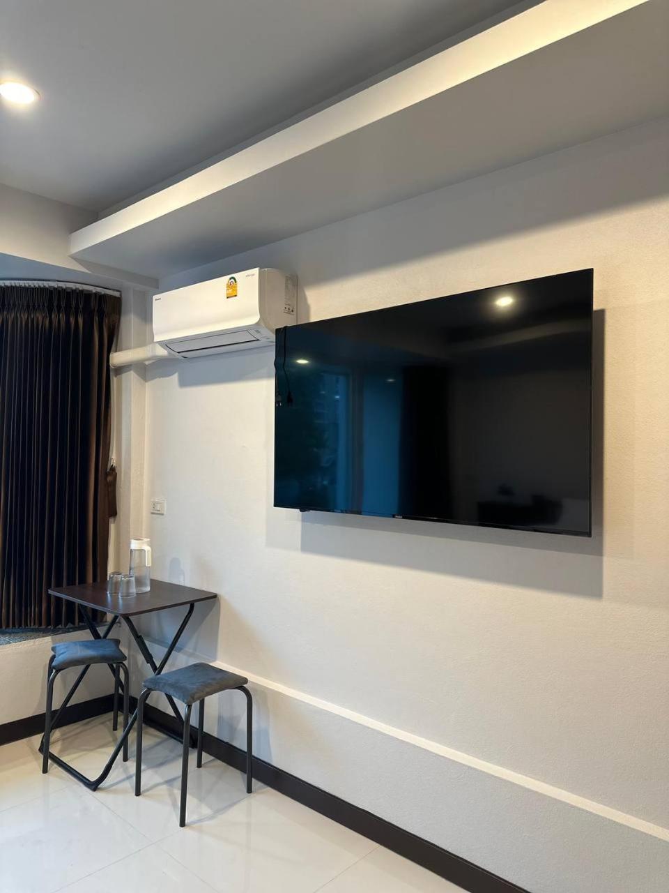 Chris Jay @ Cnx Apartamento Chiang Mai Exterior foto