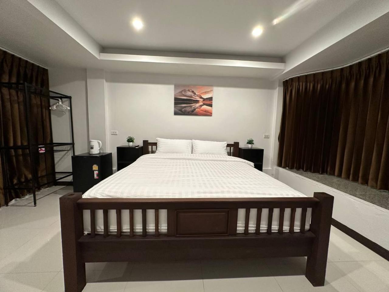 Chris Jay @ Cnx Apartamento Chiang Mai Exterior foto